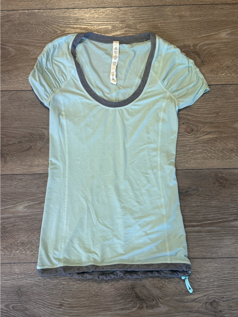 Lululemon Willpower SS Tech Top Light Teal and Gray Size 2
